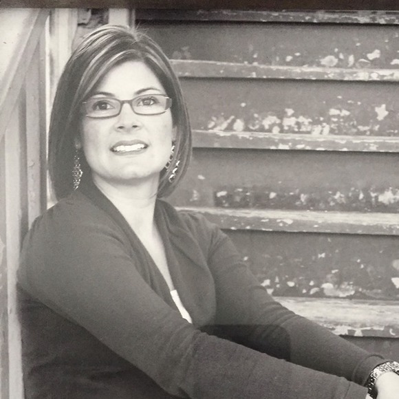 Meet your Posher, Cindy - Picture 1 of 1